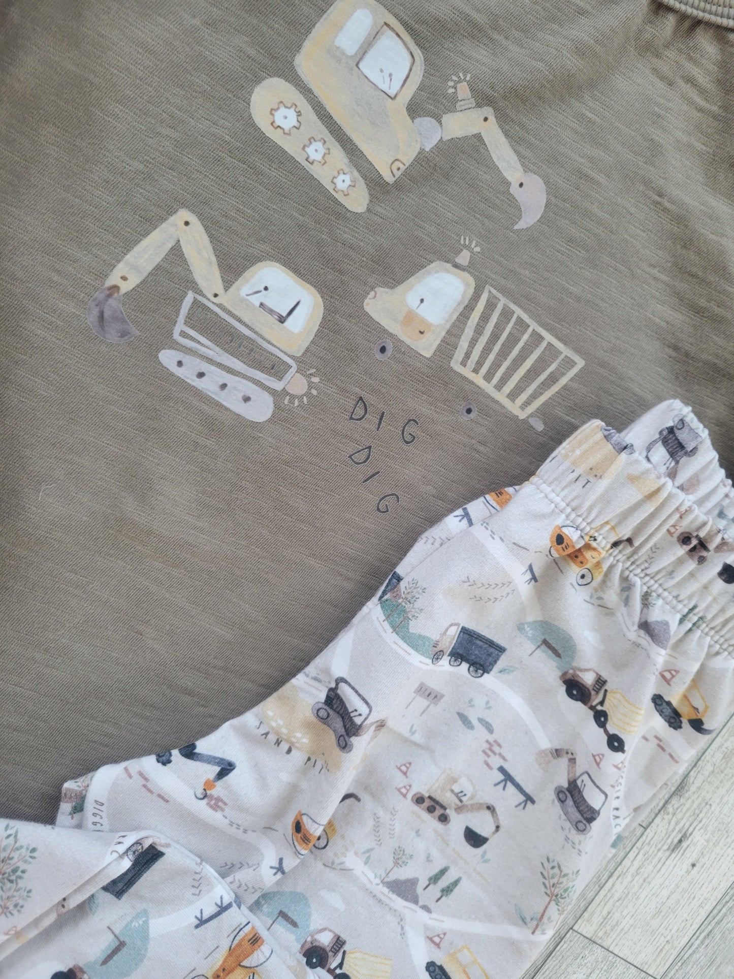Digger Tee & Play Pant Set