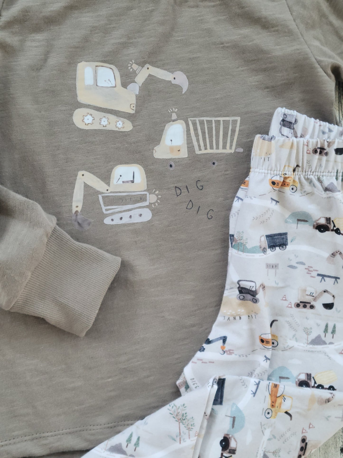 Digger Tee & Play Pant Set