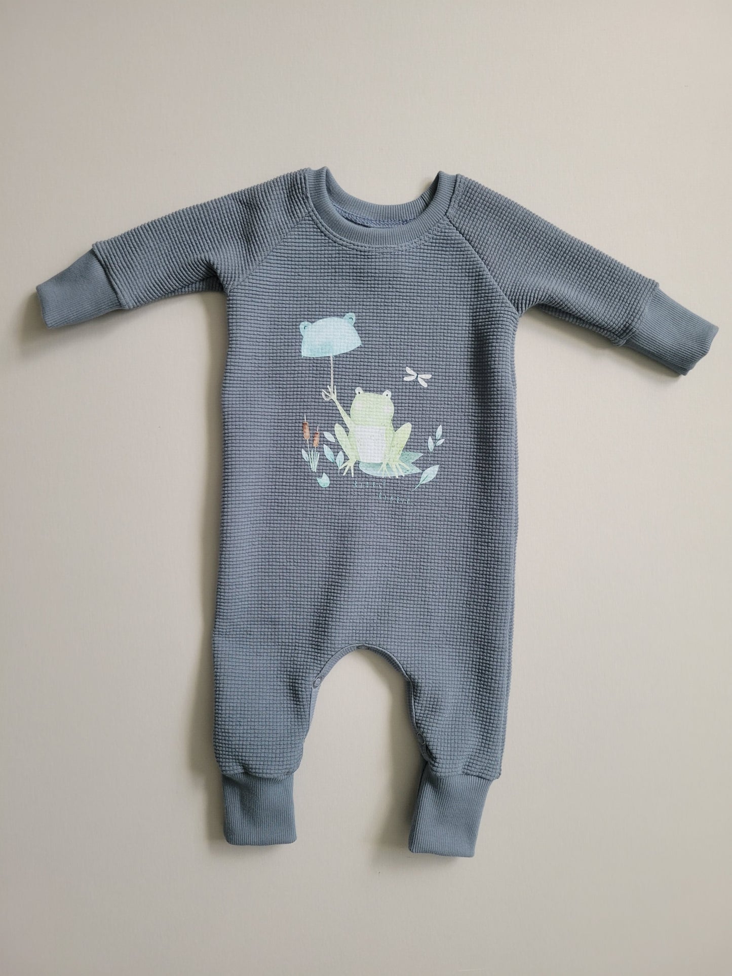 "Ribbit" Organic Cotton Waffle Romper *0-3m