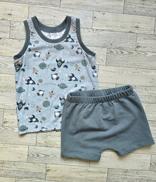 Too The Moon Outfit
